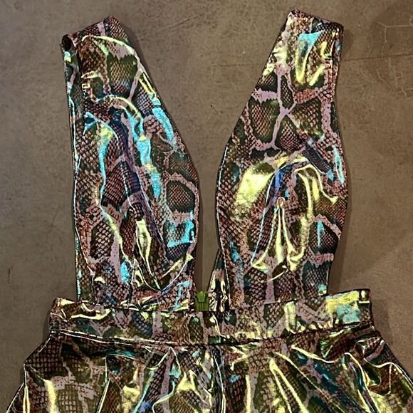 Akira Snake Print Gold Metallic Romper C27 - Picture 2 of 8